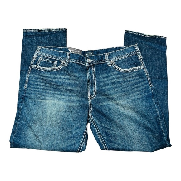 NWT Warehouse Blue Dark Wash Denim Relaxed Straight Leg Jeans men’s size 42 - Picture 1 of 12